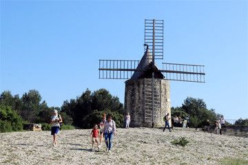 La montagnette et les traditions