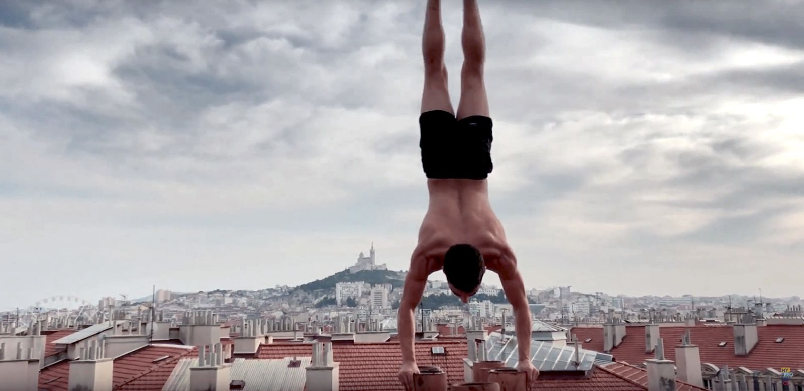 LES BONS PLANS DE RÉMI GIRARD, LE TRACEUR MARSEILLAIS