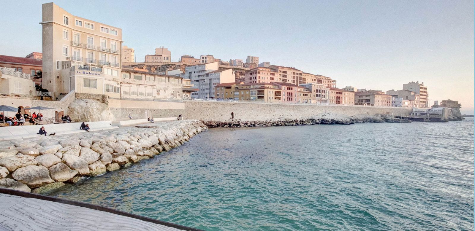 DORMIR DANS UN HÔTEL EN BORD DE MER À MARSEILLE